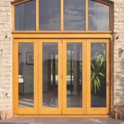 Alternative view of Ronseal Trade 10 Year Woodstain Satin Natural Oak 2.5Ltr