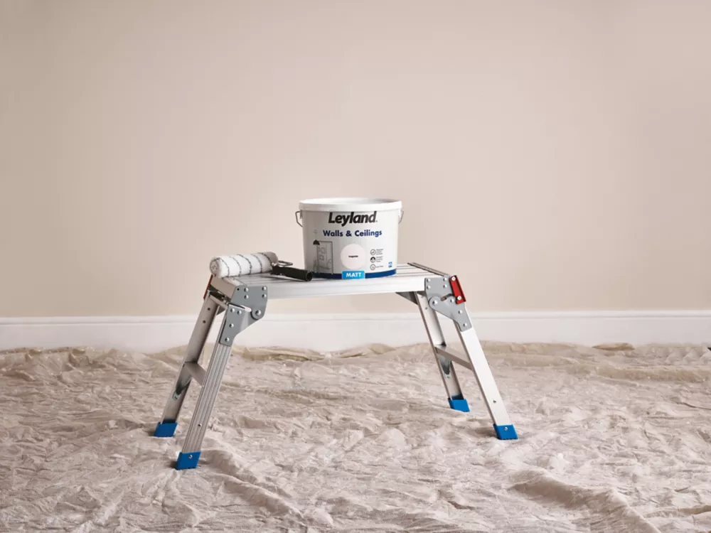 Leyland Retail Retail Matt Magnolia Emulsion Paint 10Ltr 2 Leyland Retail Retail Matt Magnolia Emulsion Paint 10Ltr - Image 2