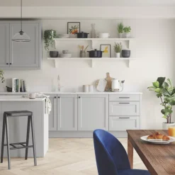Dulux Matt Timeless Emulsion Paint 2.5Ltr 10 Dulux Matt Timeless Emulsion Paint 2.5Ltr -Leyland Shop 81233 A3