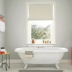 Dulux Matt Polished Pebble Emulsion Paint 2.5Ltr 8 Dulux Matt Polished Pebble Emulsion Paint 2.5Ltr -Leyland Shop 89209 A3