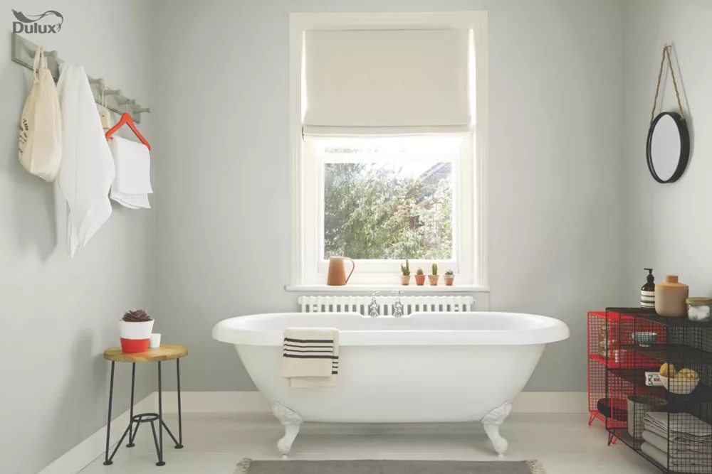 Dulux Matt Polished Pebble Emulsion Paint 2.5Ltr 4 Dulux Matt Polished Pebble Emulsion Paint 2.5Ltr - Image 4