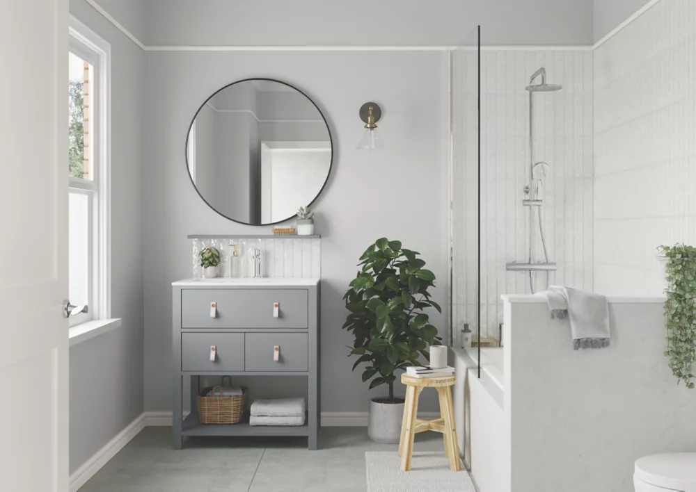 Dulux Matt Goose Down Emulsion Paint 2.5Ltr 5 Dulux Matt Goose Down Emulsion Paint 2.5Ltr - Image 5